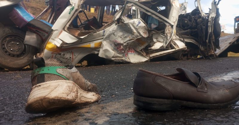 7 killed in Kariandusi crash as truck hits multiple PSVs, ploughs onto 14-seater