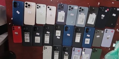 Smartphone customs fraud: KRA finds 55,607 phones against 3,000 declared at Eldoret Airport