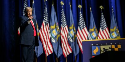 Trump signs order to rename Lake Ontario as Lake America