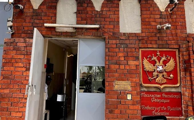 Russian Embassy denies recruiting Kenyans for Ukraine war amid NIS findings