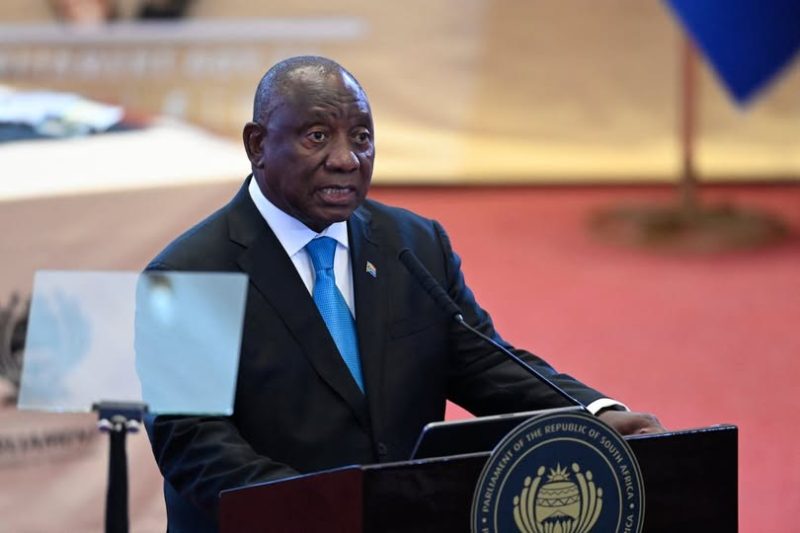 South Africa to deploy troops to tackle crime gangs