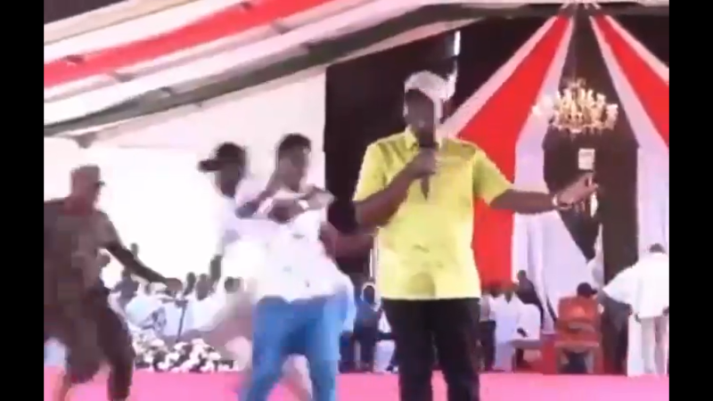 Security Scare as Man runs towards President Ruto During Wajir Tour