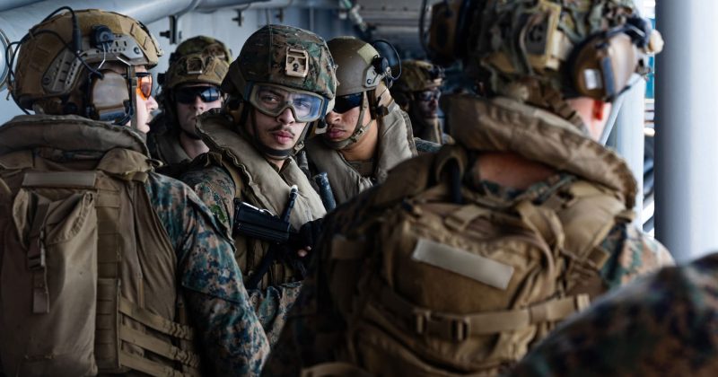 U.S. deploys 3,500 marine troops to Middle East amid war against Iran