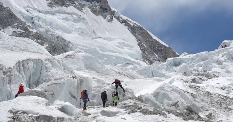 Huge chunk of glacier blocks Everest route in peak climbing season
