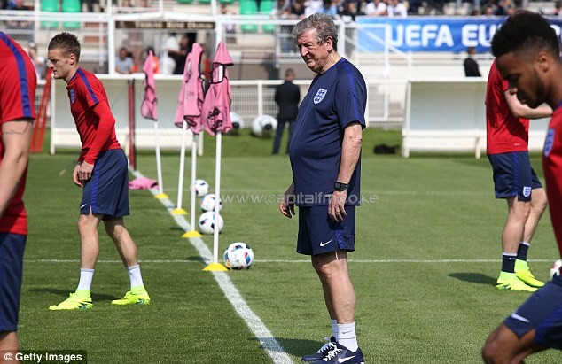 Vardy up front with Kane and Rooney deep in midfield... are these the notes that reveal Hodgson's tactics ahead of Russia clash?. PHOTO/AFP.