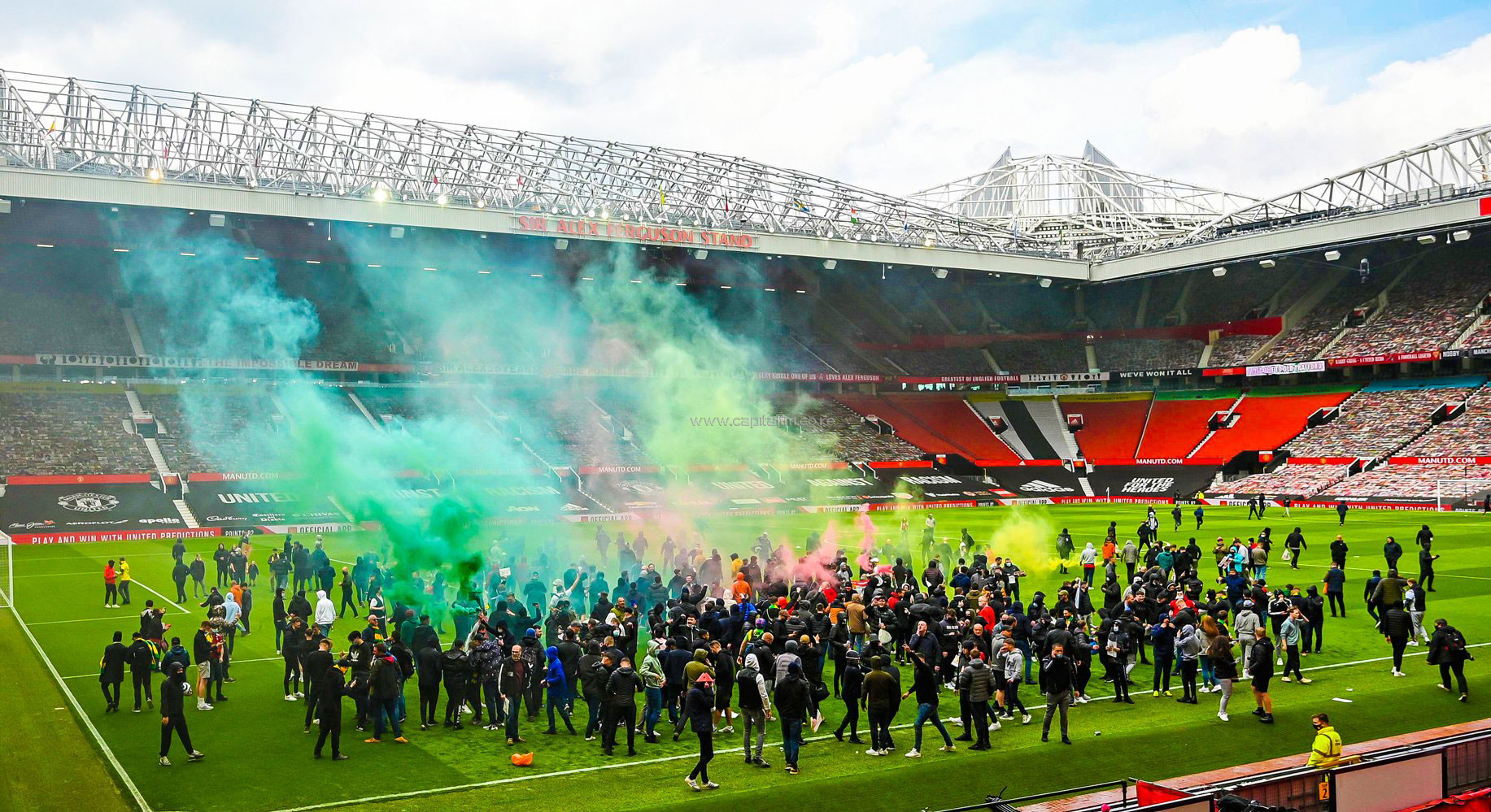 Man Utd fans’ anti-Glazer protest forces postponement of Liverpool clash