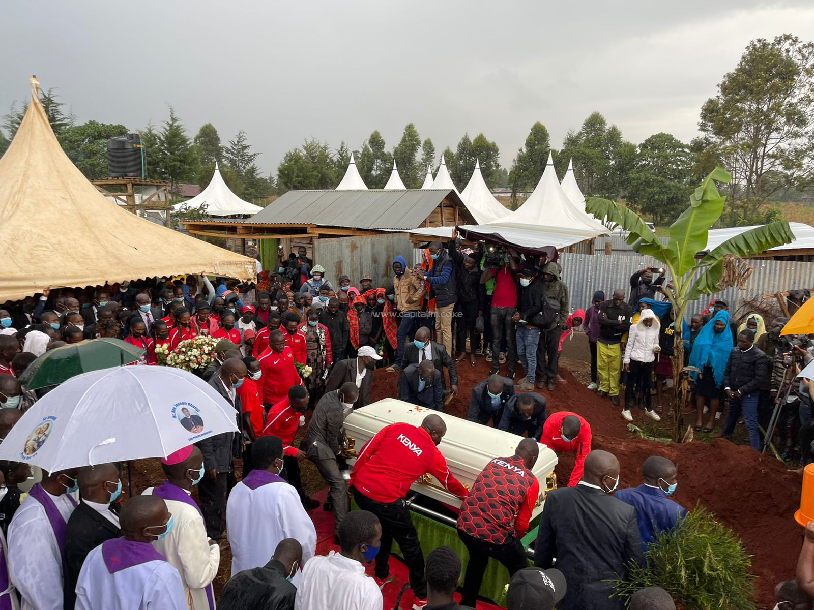Mourners pay homage to slain Kenyan running star Agnes Tirop
