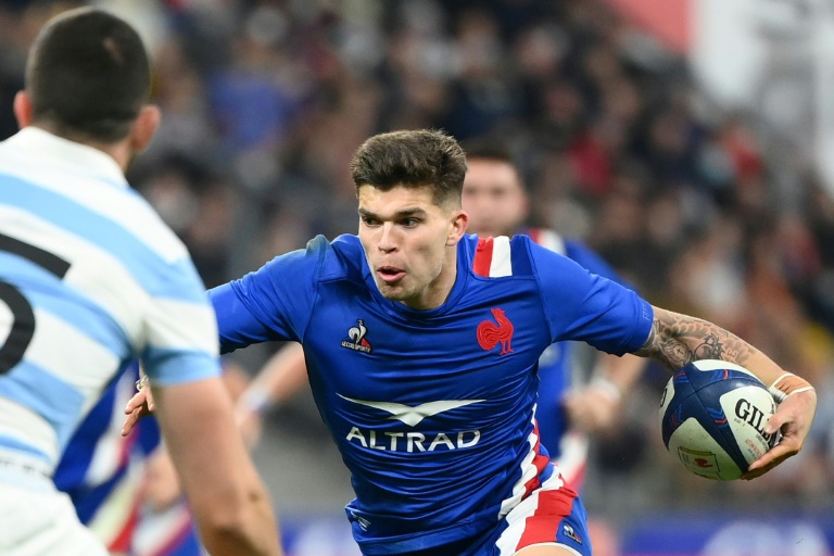 France bring in Jalibert & Penaud to face England