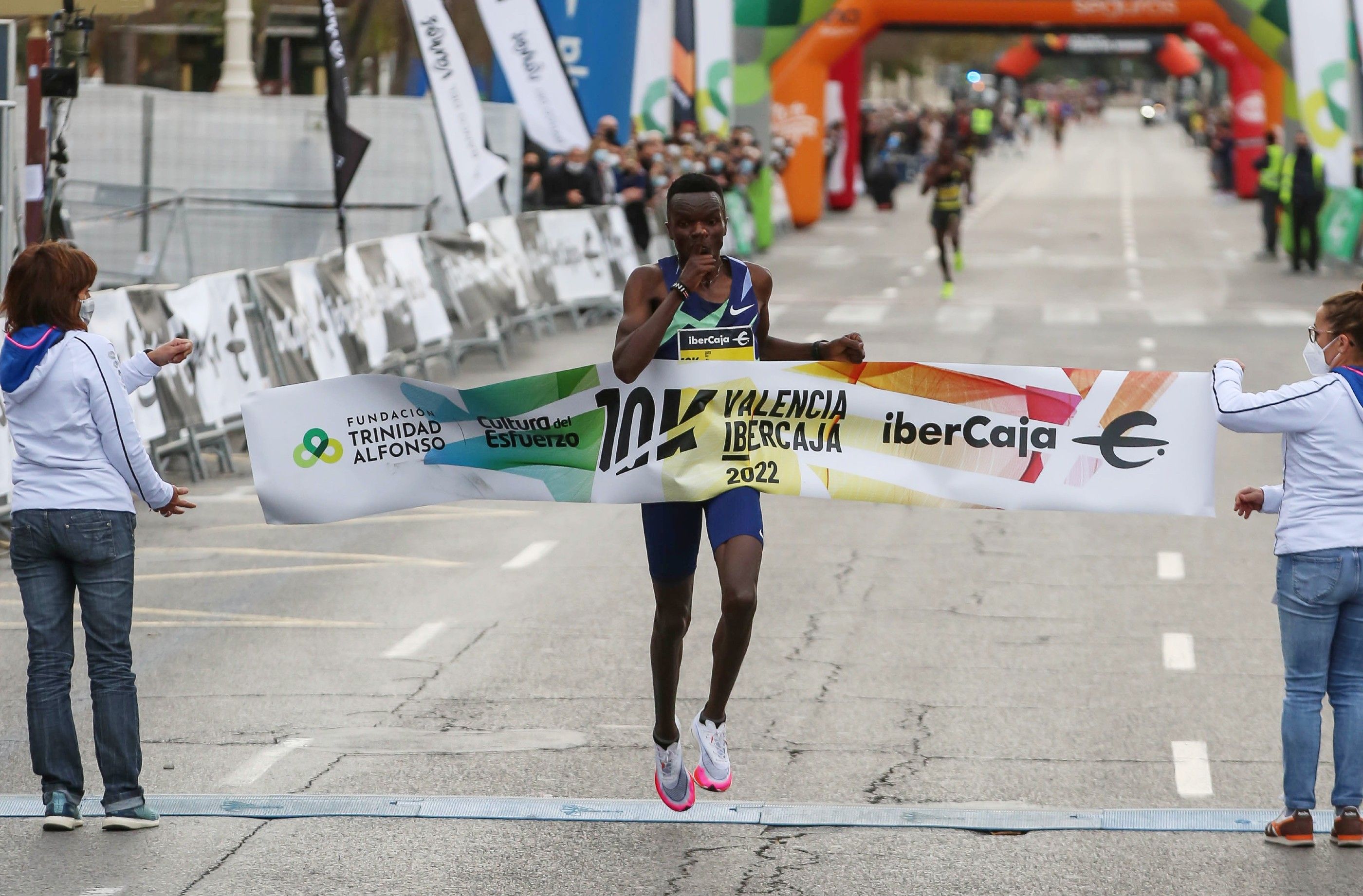 Daniel Simiyu, Norah Jeruto strike Kenyan double in Valencia