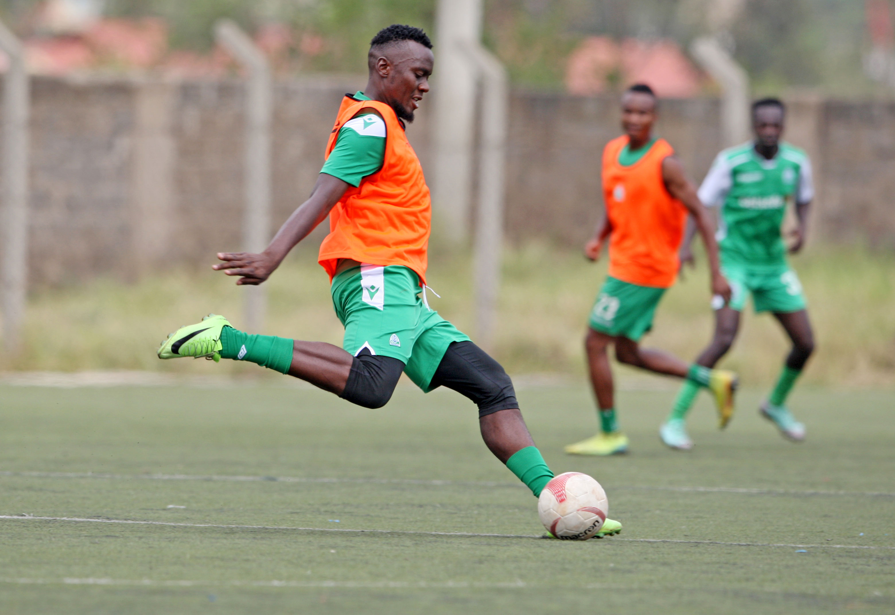 Shakava ditches ‘Green army’ for Kenya Police FC