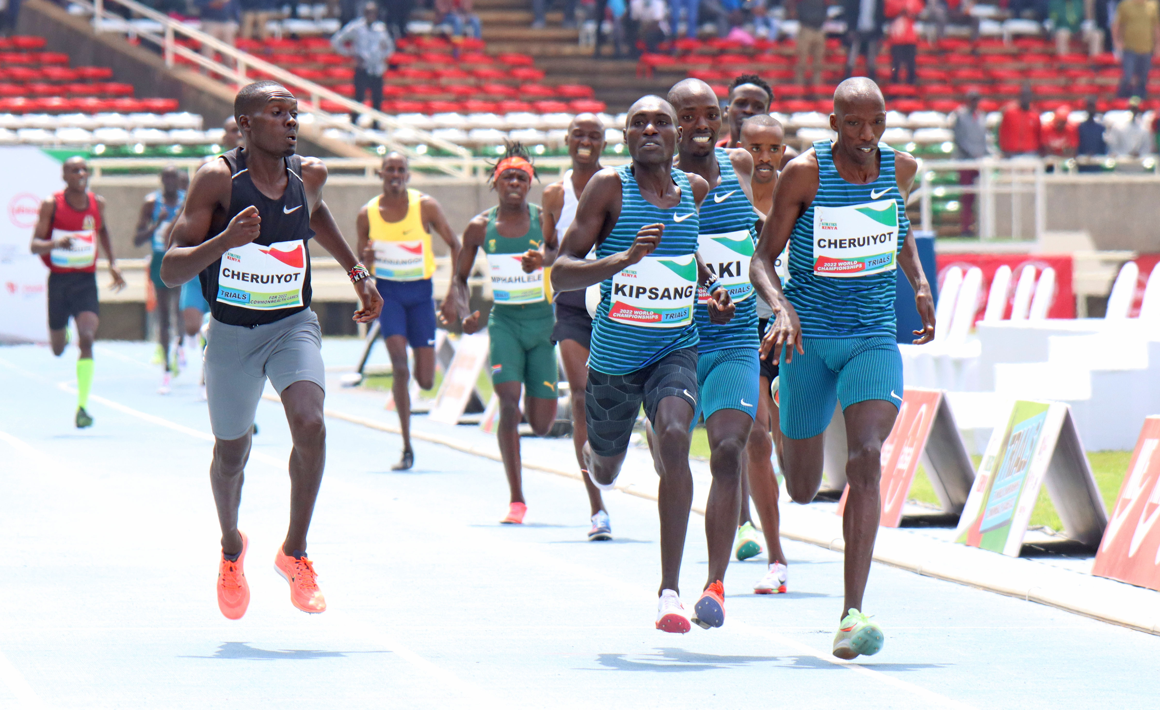 Kipsang edges out Cheruiyot in thrilling sprint finish as Chepkoech rules steeple