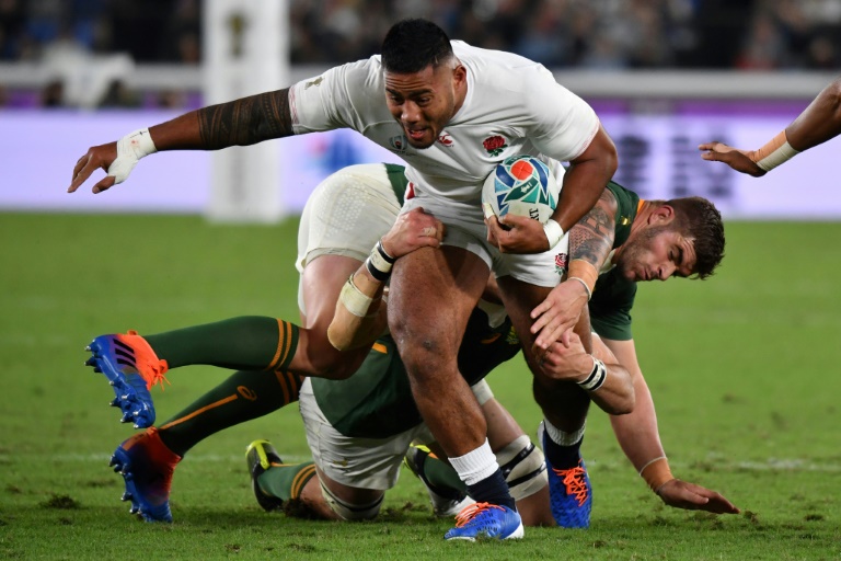 Fin Smith confirmed as fly-half to face France