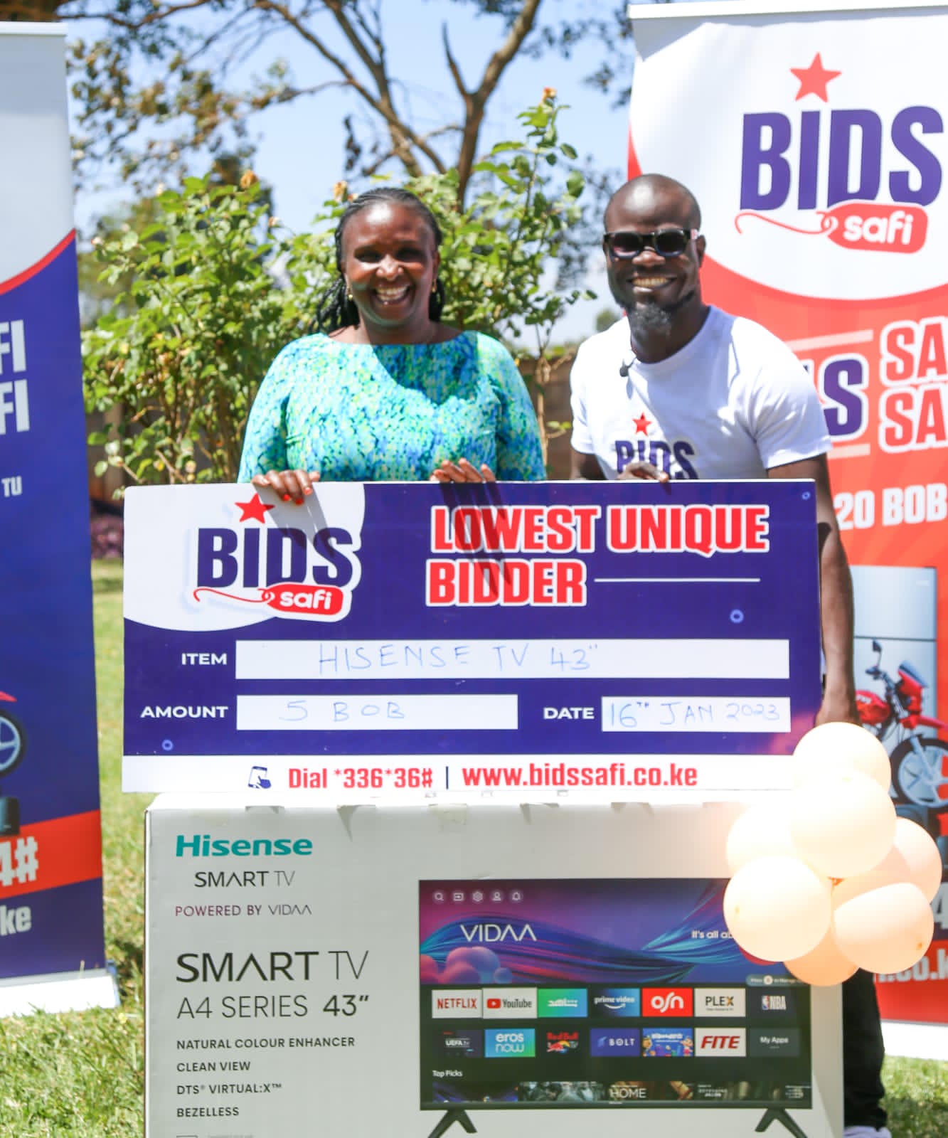 Lucky Kenyan Scoops Smart TV After Bidding with Sh5 on Bids Safi  