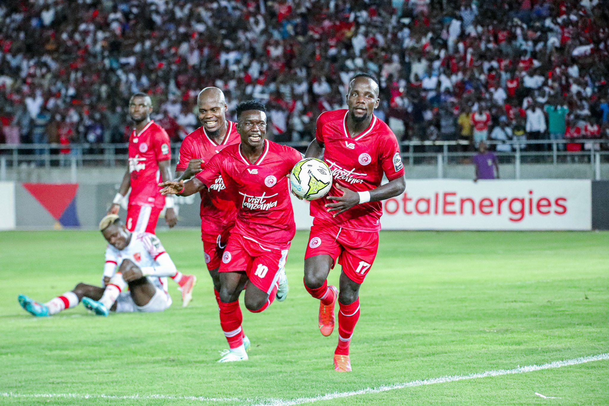 Simba hit Horoya for seven to make CAF Champions League quarters