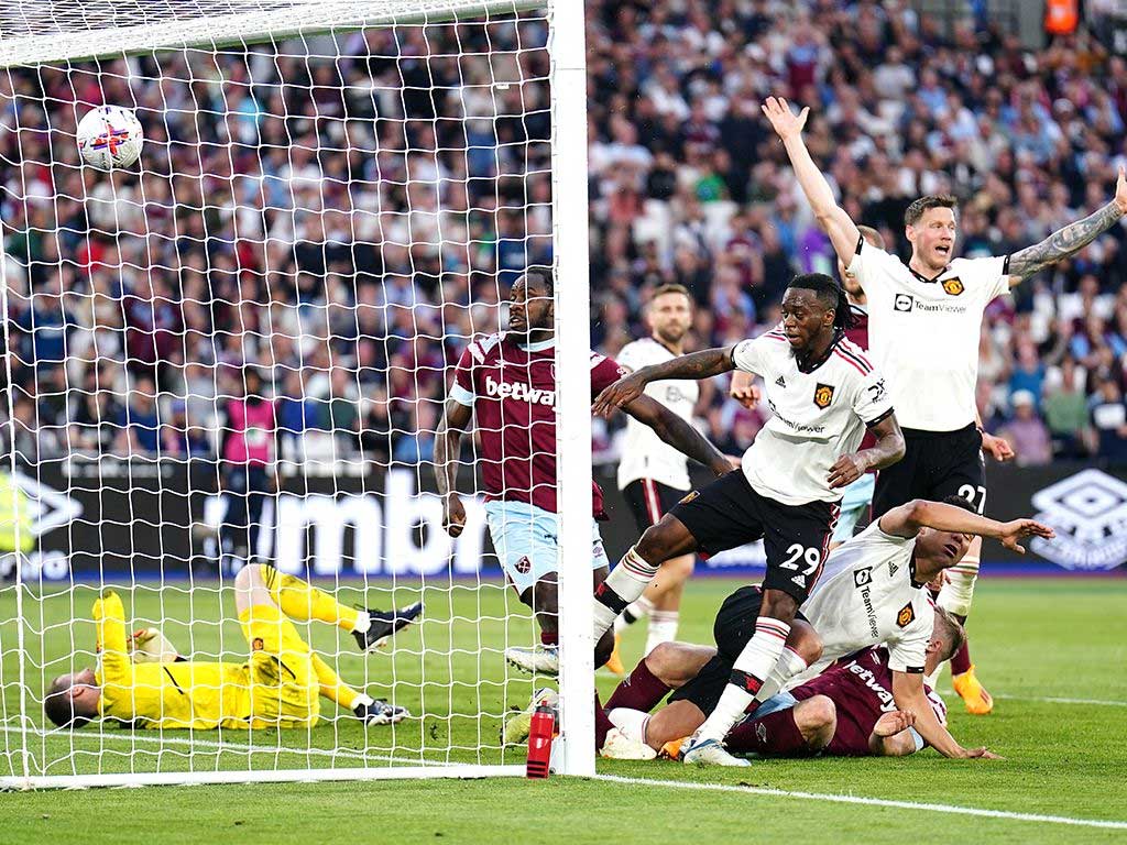 De Gea error against West Ham costs Manchester United dear
