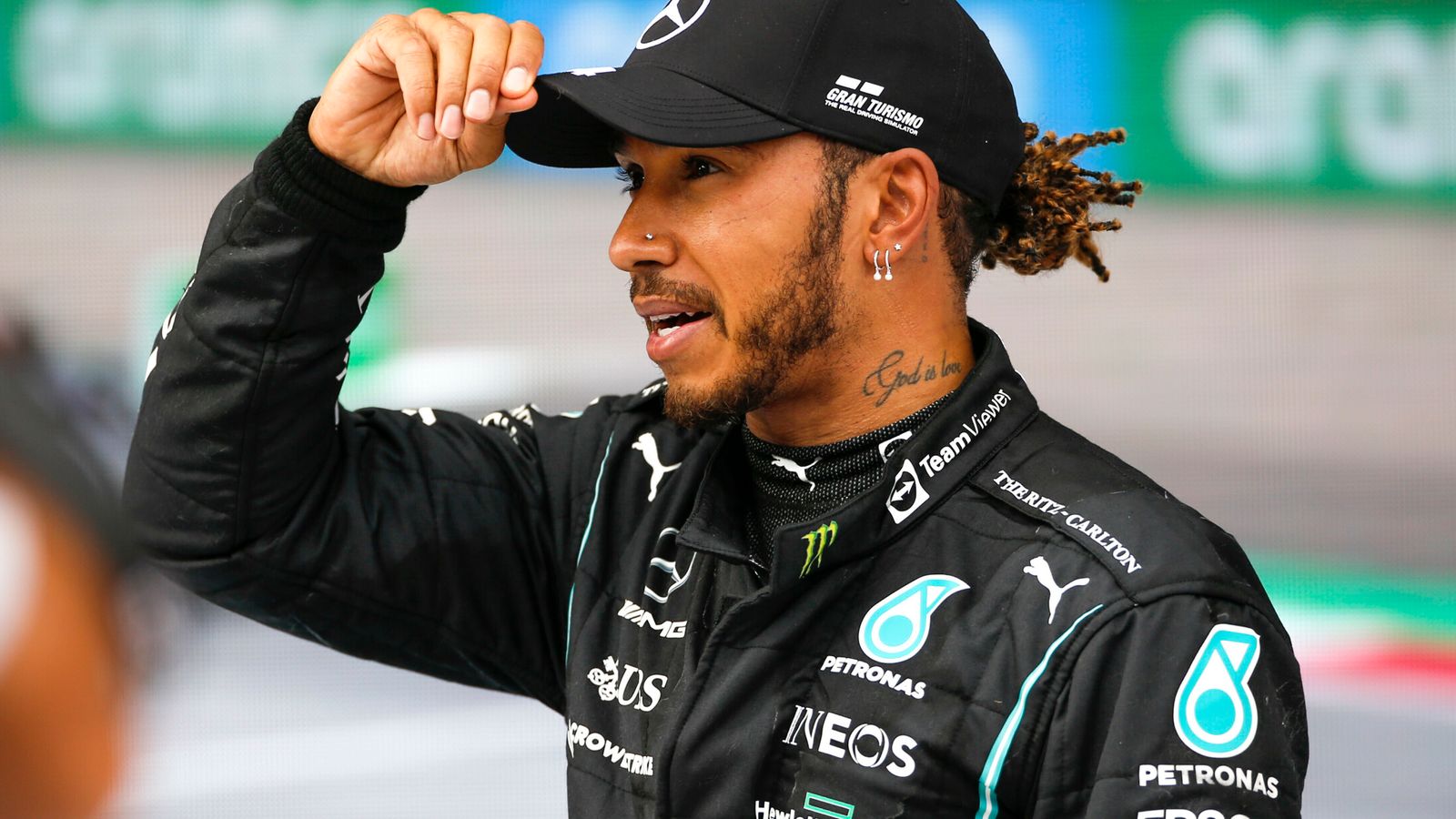 Hamilton ready to sign new Mercedes contract