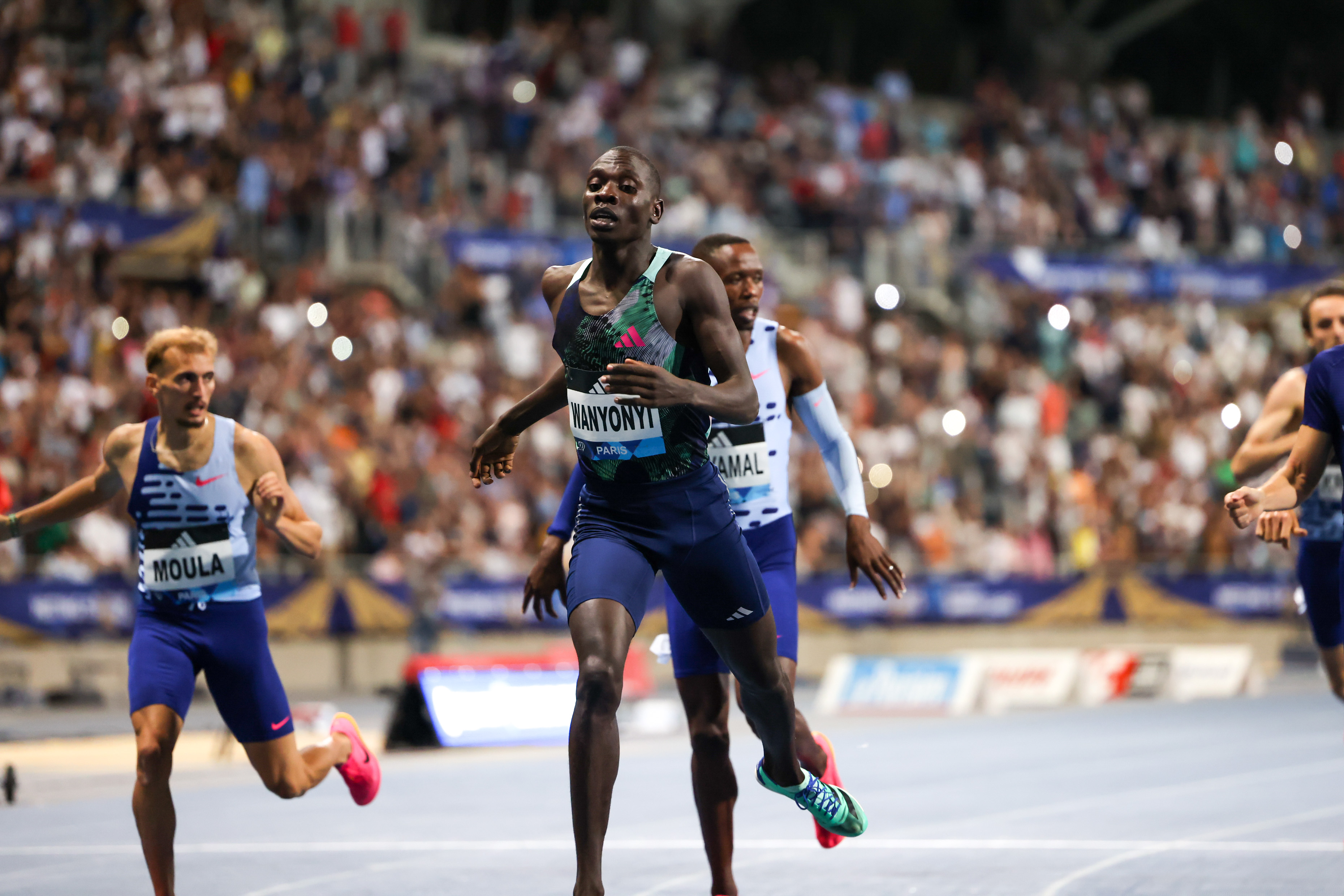 Teen star Wanyonyi leaves it late to run new World Leading time in Paris