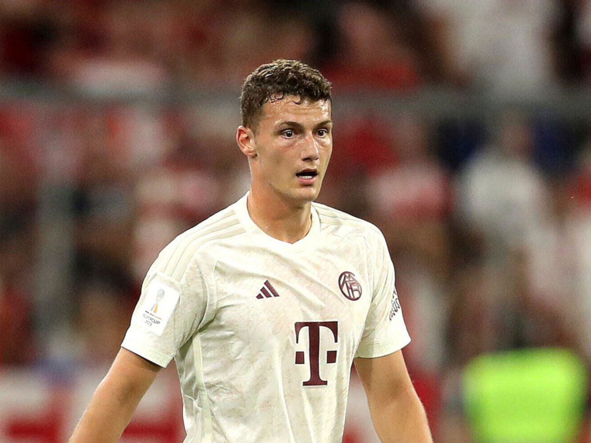 Bayern increase asking price for Manchester United target Benjamin Pavard