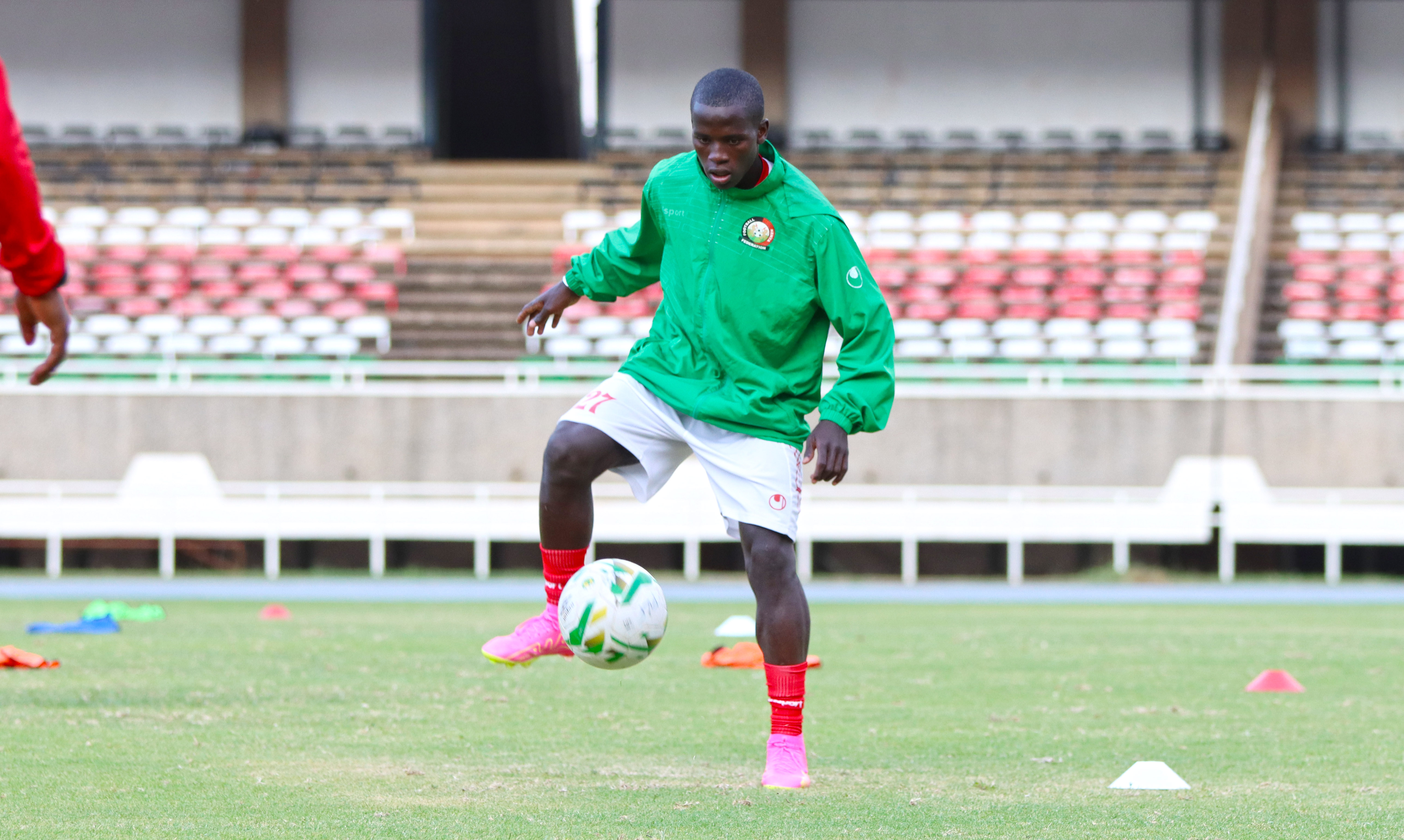 Sharks youngster in Spain for trials ahead of protracted move