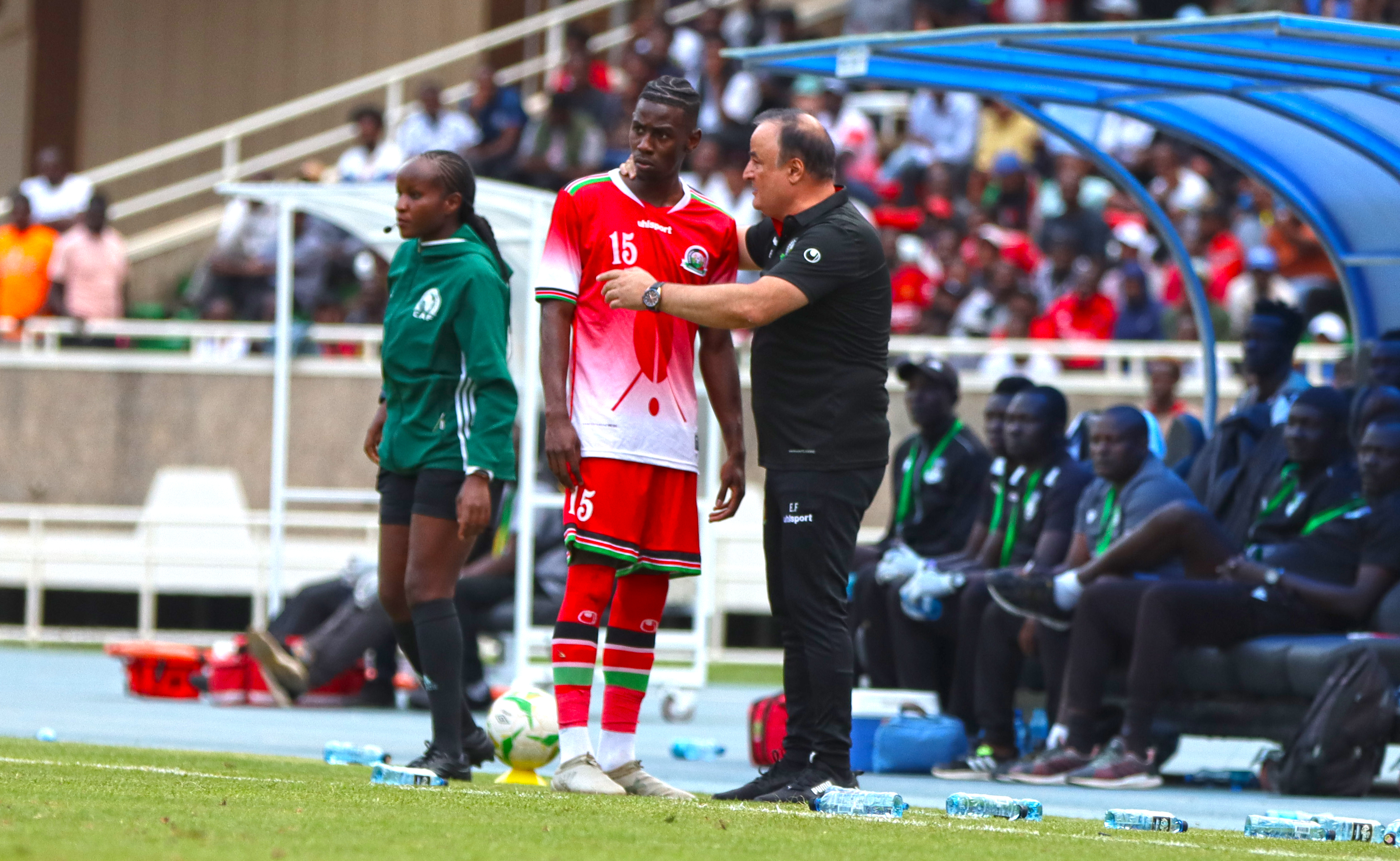 Manchester United legend left ‘confused’ after Firat’s comments on Clarke Oduor