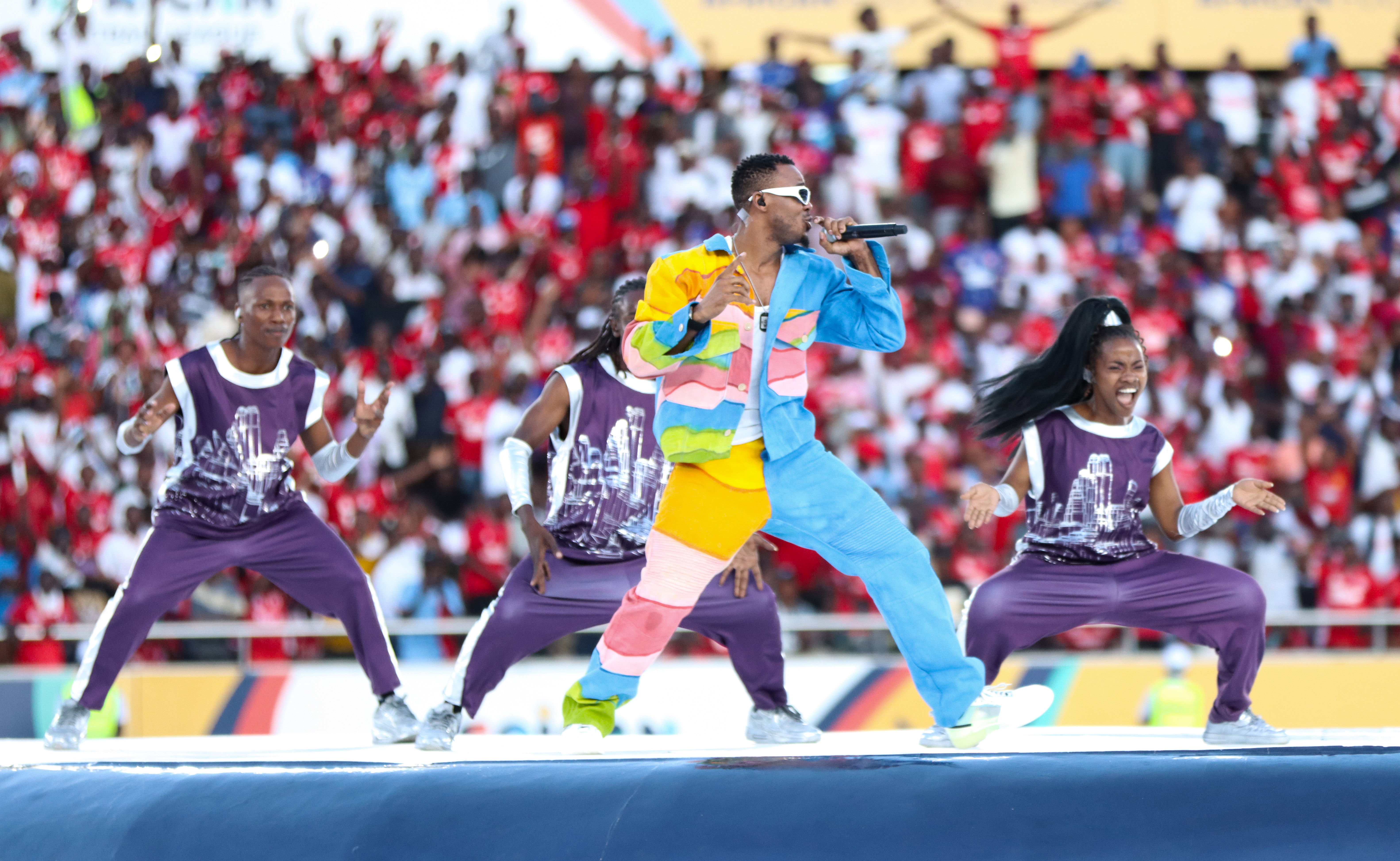 IN PICTURES: King Kiba dazzles in colorful AFL opening ceremony in DAR