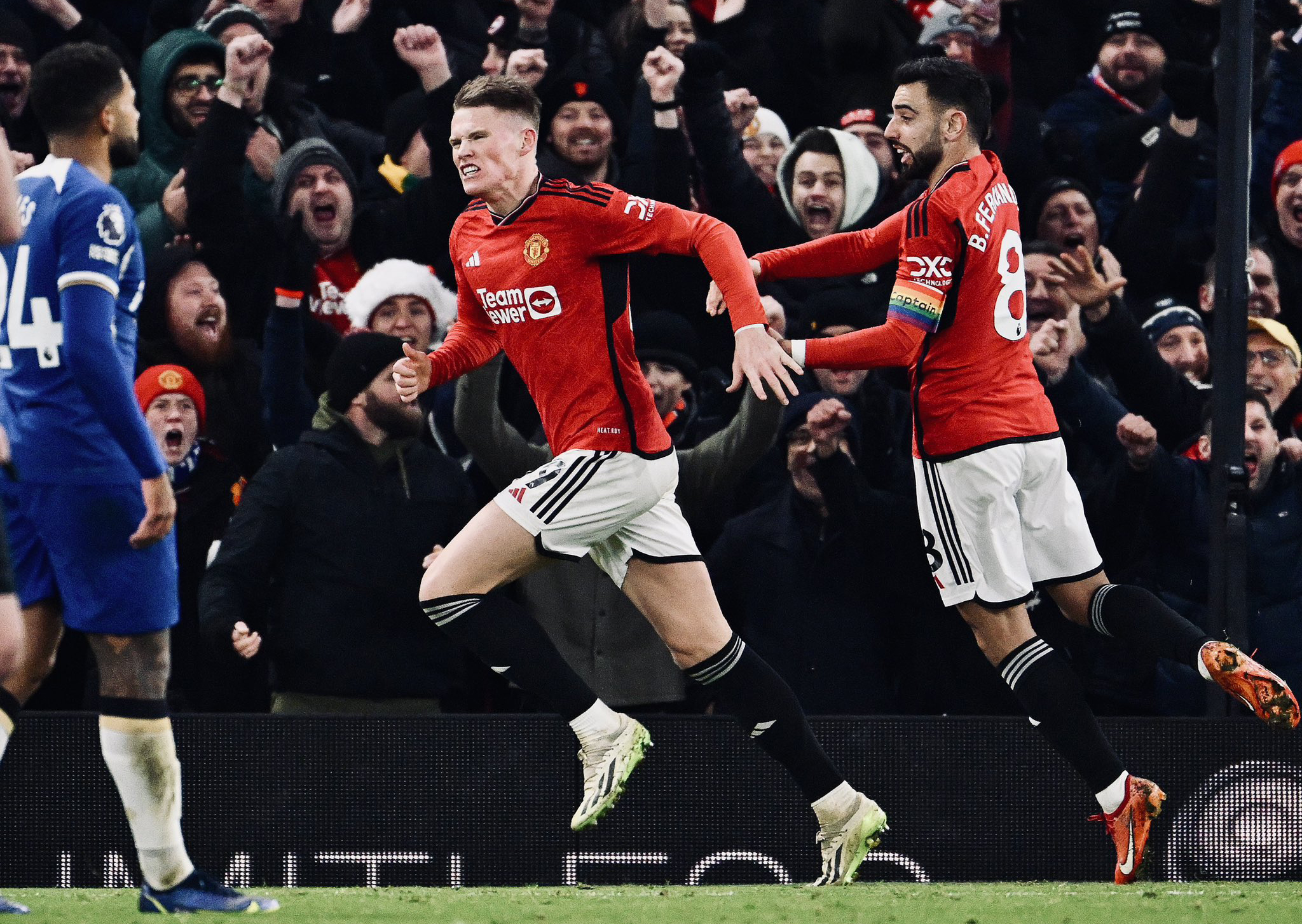 Fulham make fresh bid for Manchester Utd’s McTominay