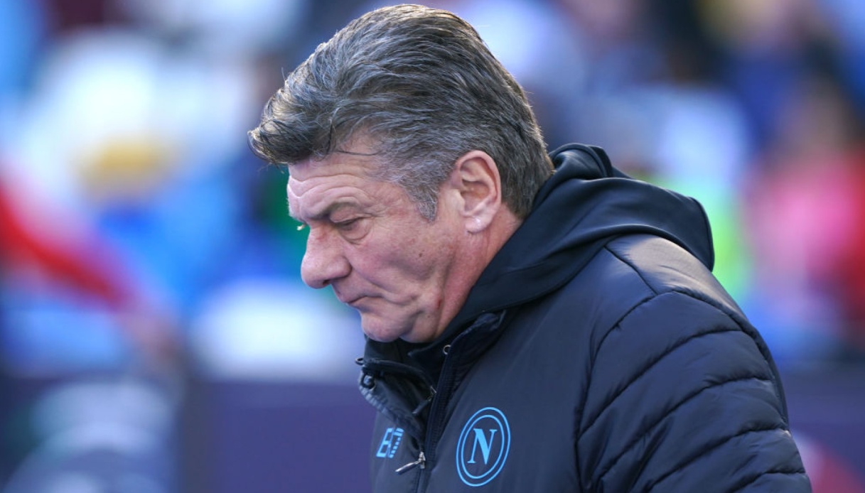 Napoli sack manager Walter Mazzarri and replace him with Slovakia boss