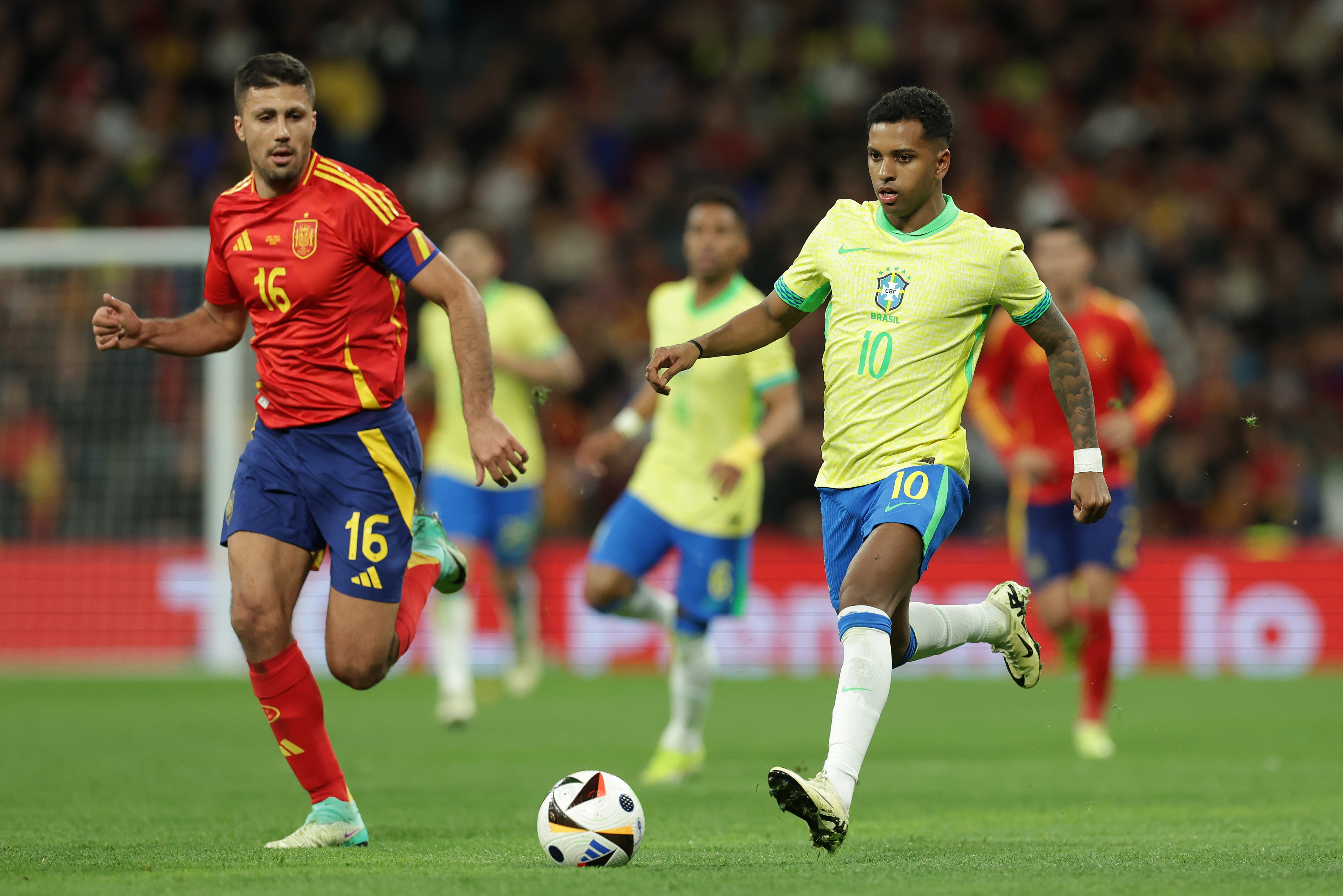 Pacqueta scores late penalty as Spain, Brazil draw in Bernabeu thriller