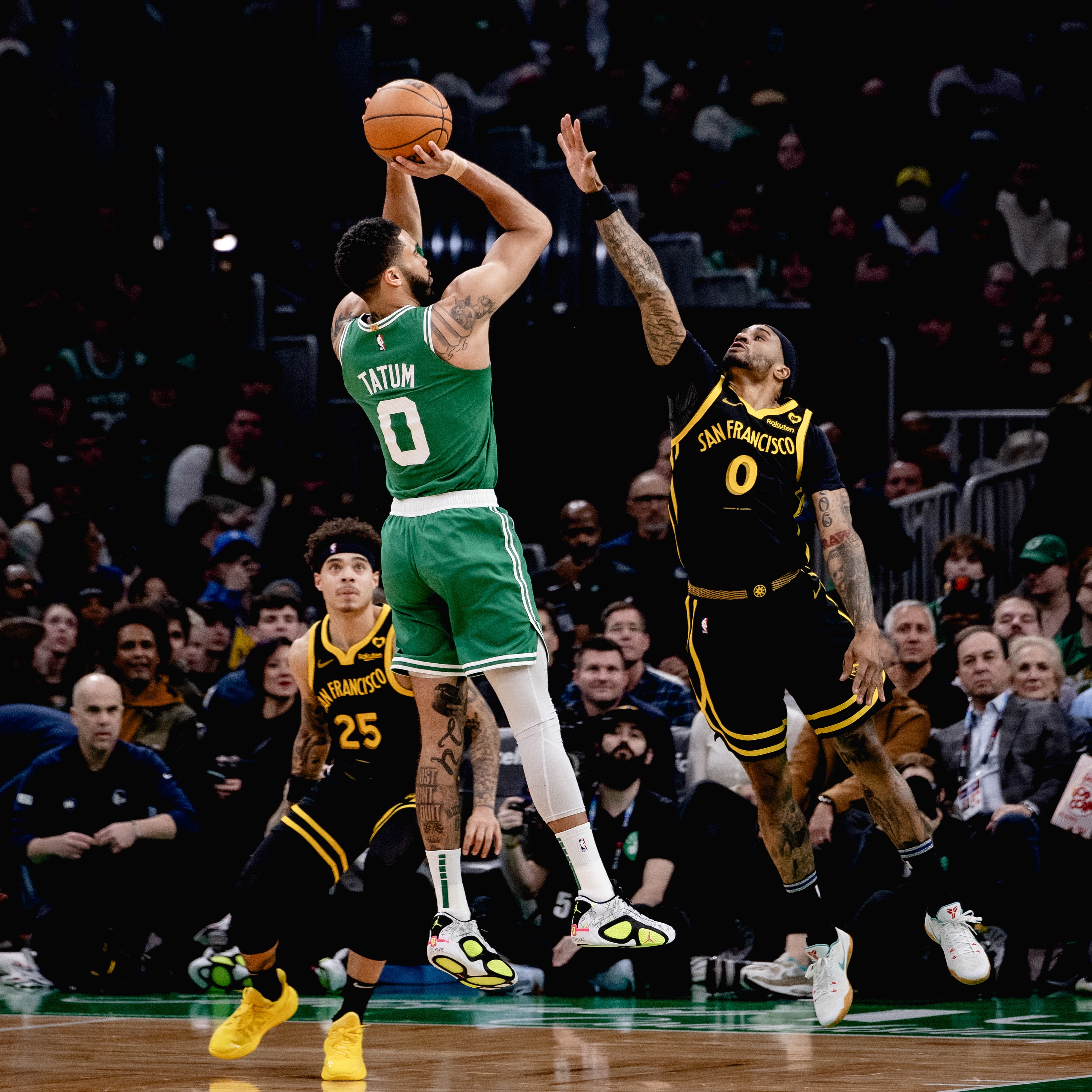 Boston Celtics thrash Golden State Warriors for 11th straight win