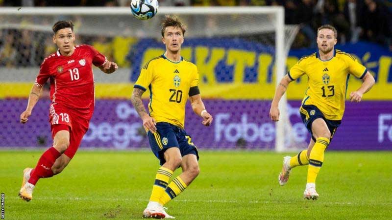 Sweden midfielder Olsson suffering several small blood clots on brain