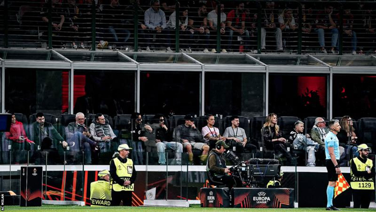 AC Milan introduce NBA-style pitchside seats between dugouts at San Siro