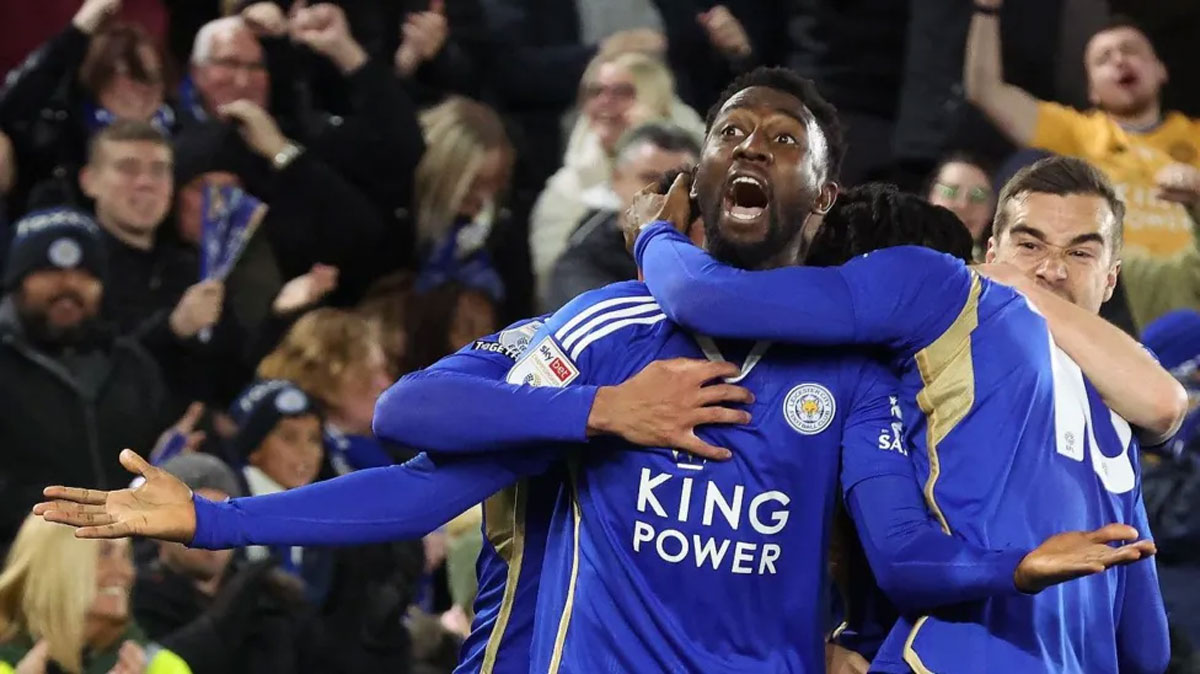 Leicester promoted back to Premier League after Leeds lose