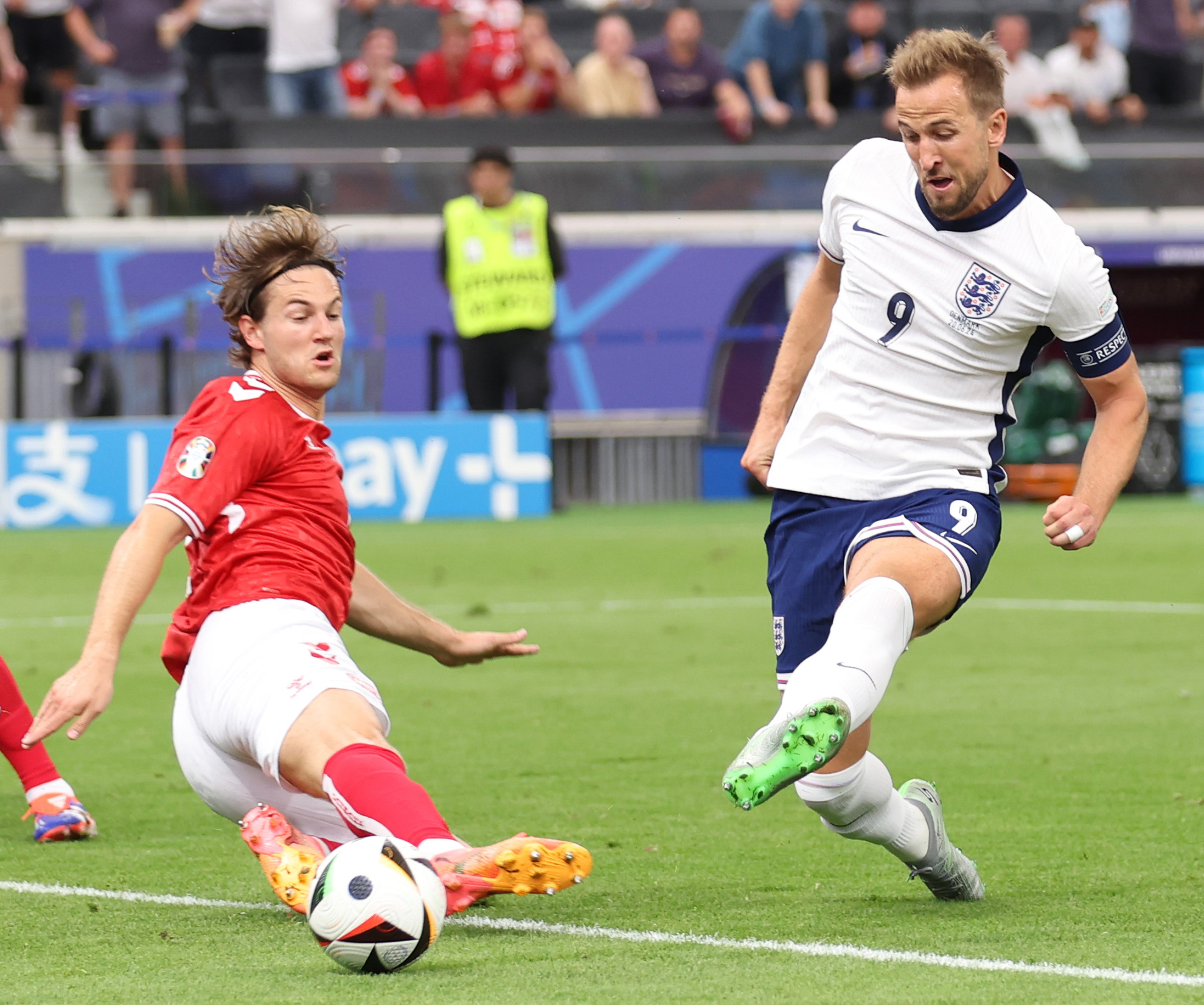EUROS: Sorry England held to draw by resolute Denmark