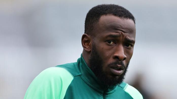 Saudi Arabia winger in intensive care after fall from balcony