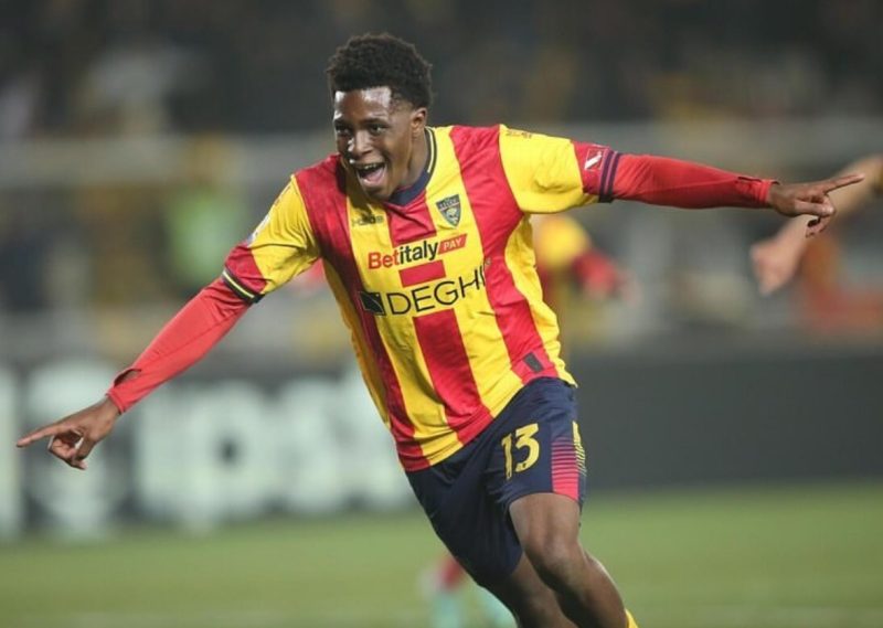 Man Utd close to signing Lecce left-back Dorgu