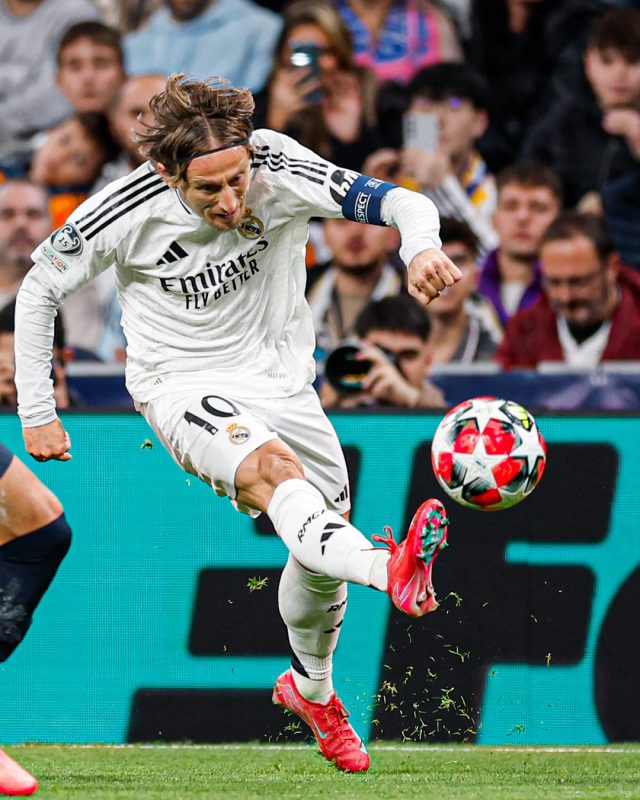 Modric completes AC Milan move on one-year deal