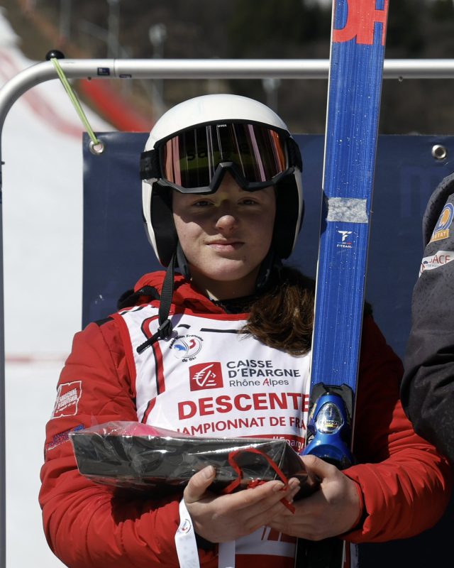 French skier Simond, 18, dies in training accident