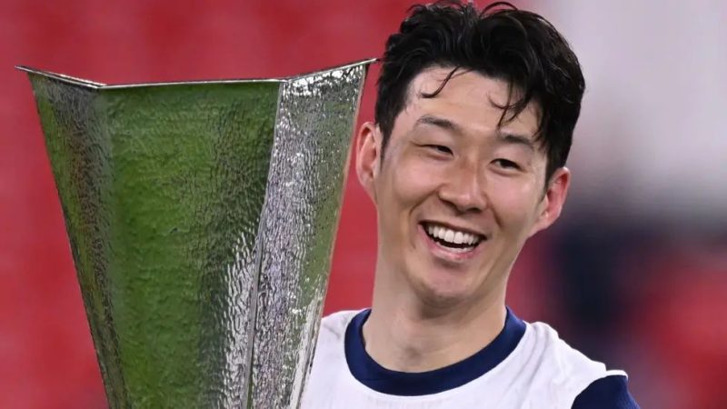 Tottenham’s Son decision set to be delayed until after Spurs’ Asia tour