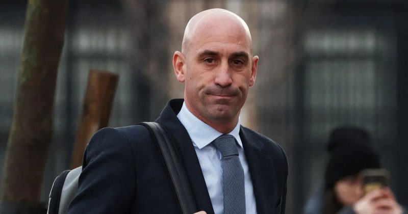 Former Spanish football chief loses World Cup kiss appeal