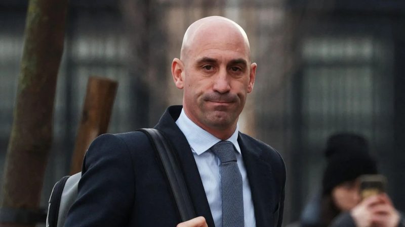Former Spanish football chief loses World Cup kiss appeal