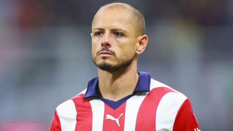 Ex-Man Utd striker Hernandez fined for sexism
