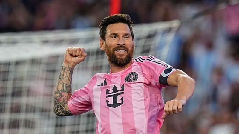 Messi nets brace to break MLS scoring record in Miami win