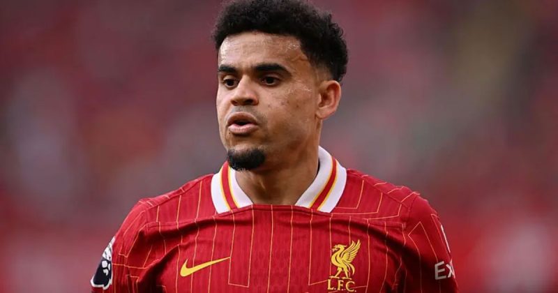 Bayern Munich sign Liverpool winger Diaz