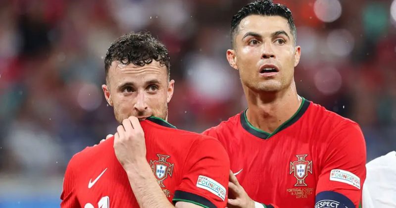 Liverpool and Ronaldo lead tributes to Jota