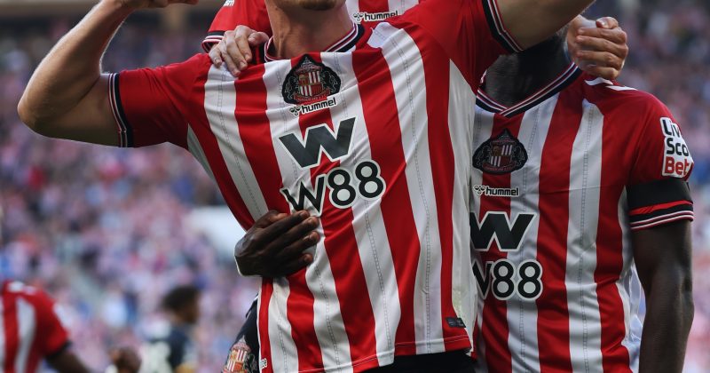 Black Cats devour Hammers on dream Premier League return