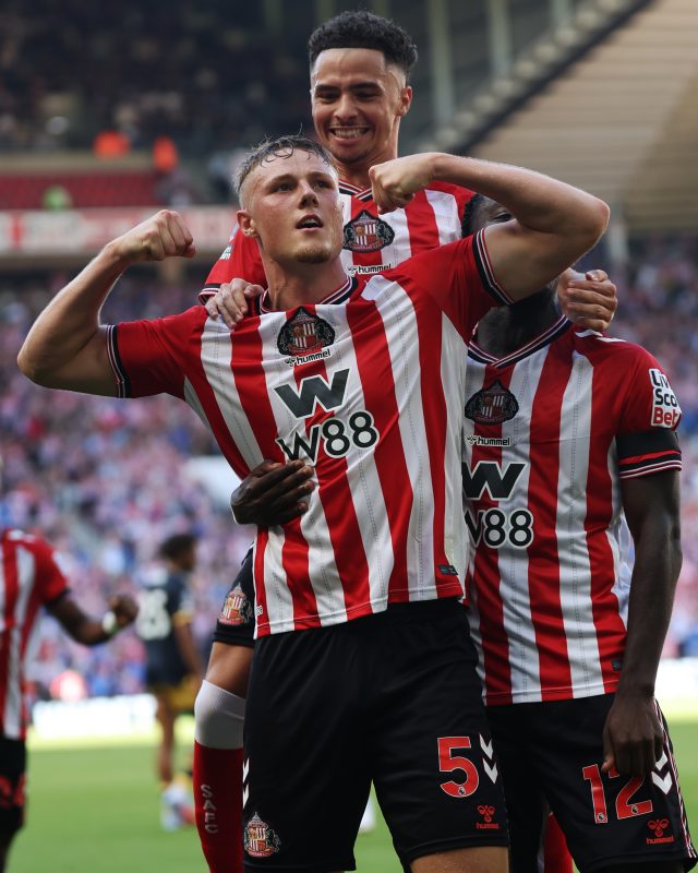 Black Cats devour Hammers on dream Premier League return