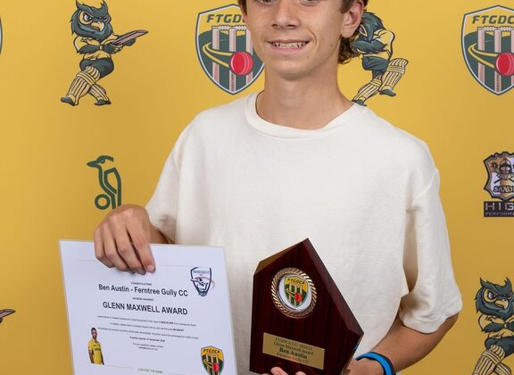 Teenage cricketer dies in Melbourne after being hit by ball