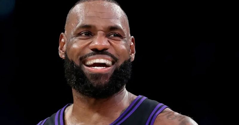 LeBron James breaks NBA record with first game of season