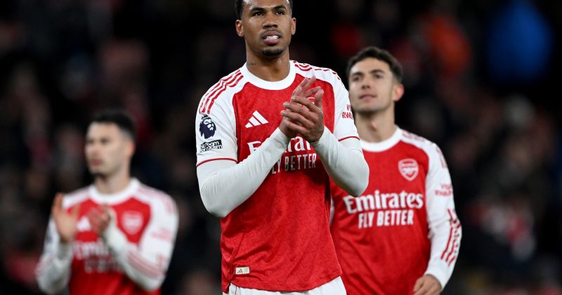 Arsenal league title hopes hanging ‘by a thread’ as Man City charge at Gunners’ heels