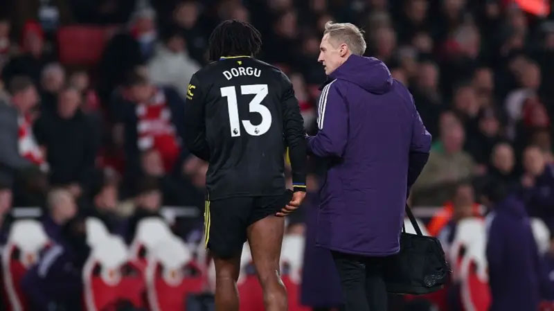 Manchester United’s Dorgu Set For Weeks Out With Hamstring Issue